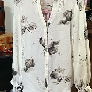 Express Monochrome Floral Blouse